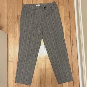 Calvin Klein Grey, Black & White Plaid Pants Size 2